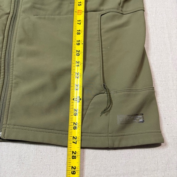 REI Men's Green Soft Shell Long Sleeve Full Zip Jacket Coat Sz Large Nylon Flaws - Picture 8 of 9